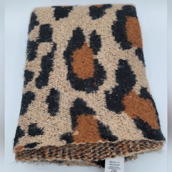 Leopard Print Soft Scarf NWT #804 - Picture 4 of 10